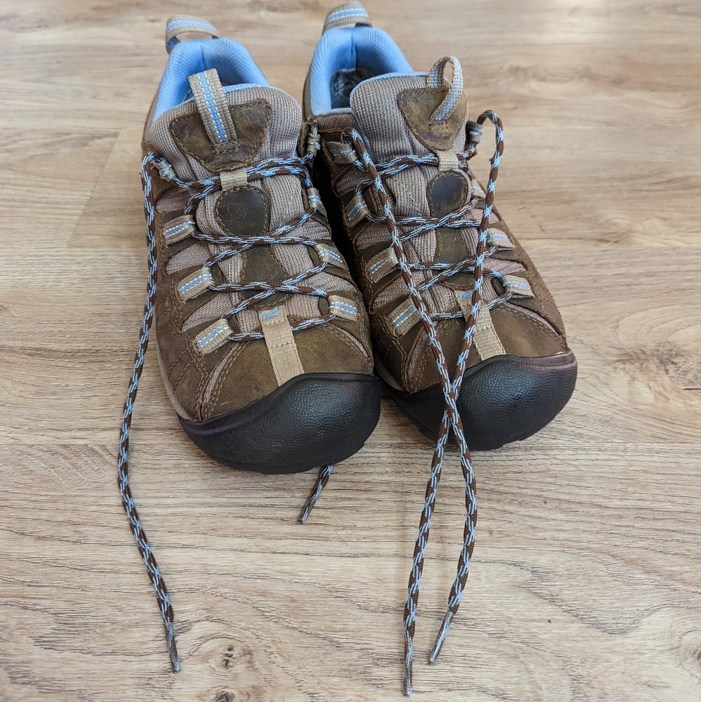 Keen women's hiking shoes